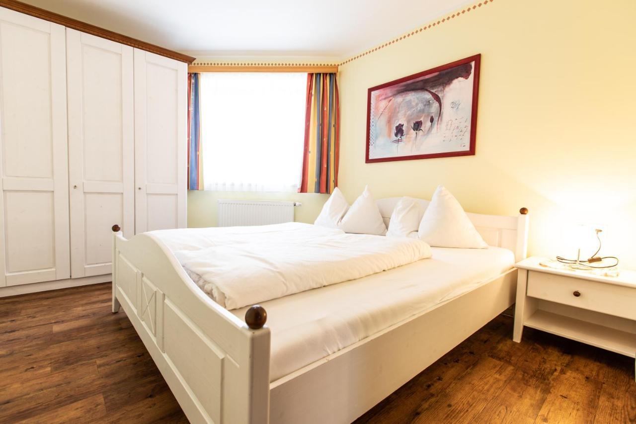 Biohotel Castello Koenigsleiten เคอนิกสไลเทน ภายนอก รูปภาพ