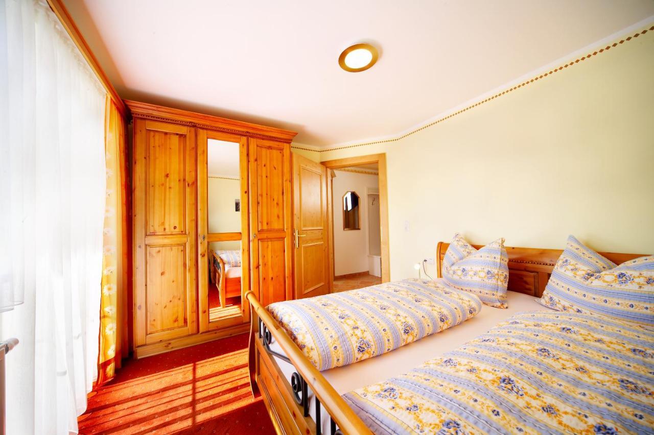 Biohotel Castello Koenigsleiten เคอนิกสไลเทน ภายนอก รูปภาพ