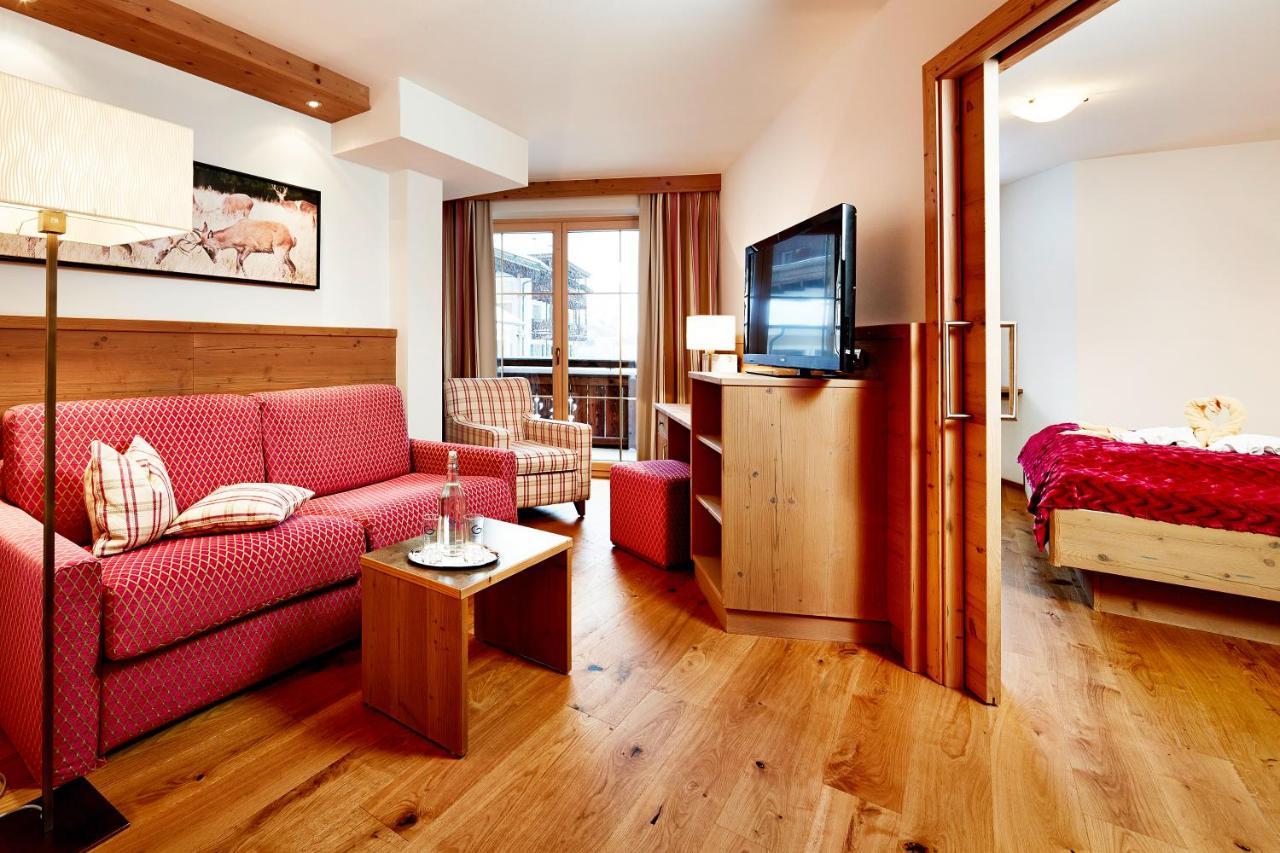 Biohotel Castello Koenigsleiten เคอนิกสไลเทน ภายนอก รูปภาพ
