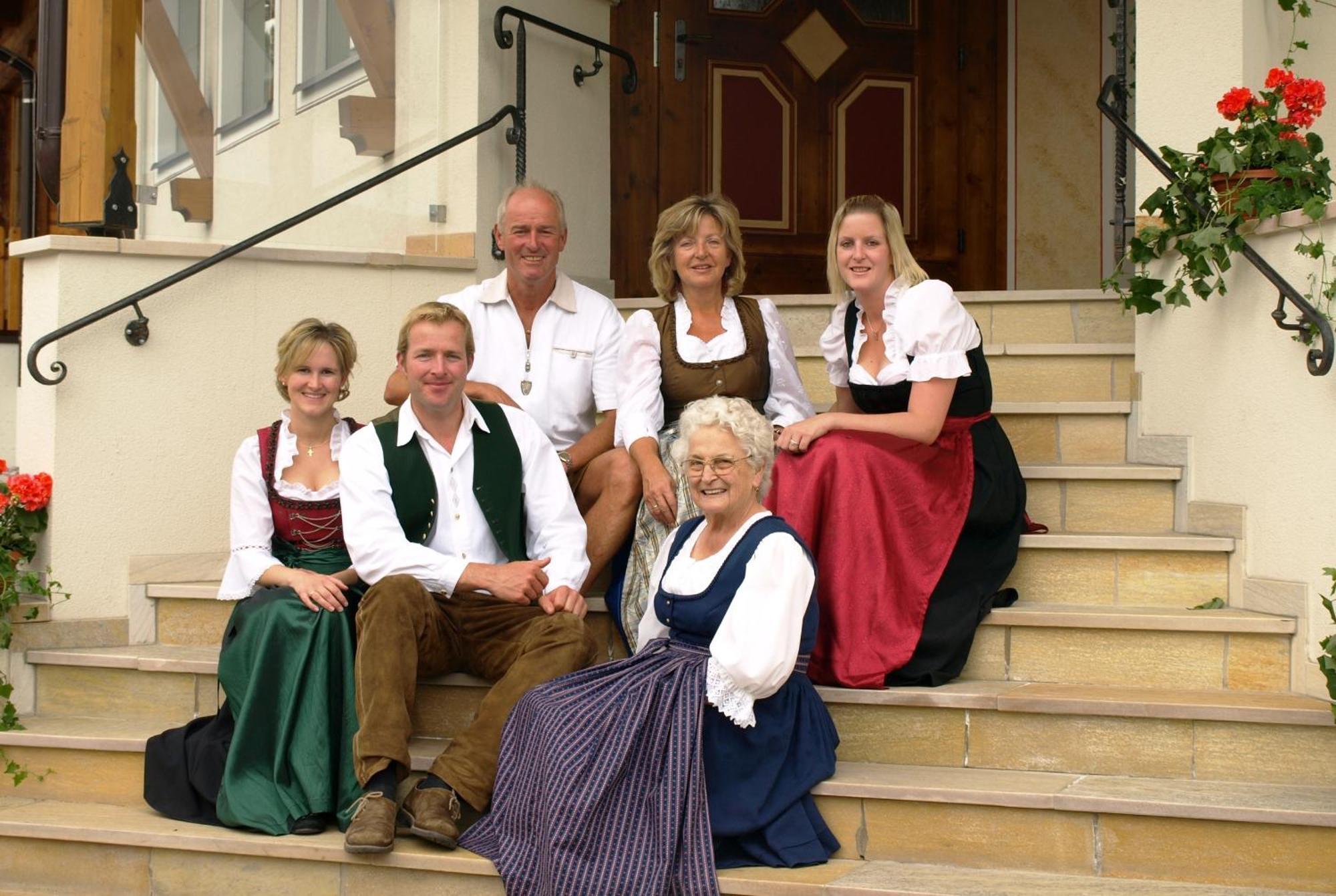 Biohotel Castello Koenigsleiten เคอนิกสไลเทน ภายนอก รูปภาพ