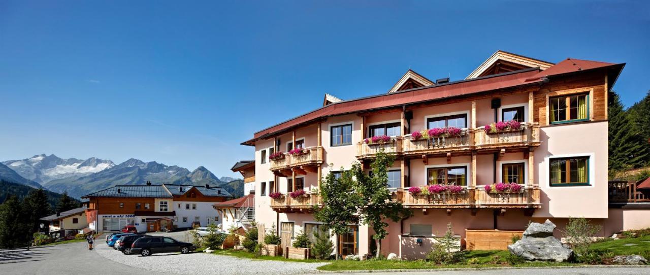 Biohotel Castello Koenigsleiten เคอนิกสไลเทน ภายนอก รูปภาพ